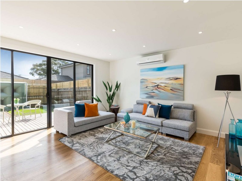 2/10 Donald Street, Blackburn South VIC 3130