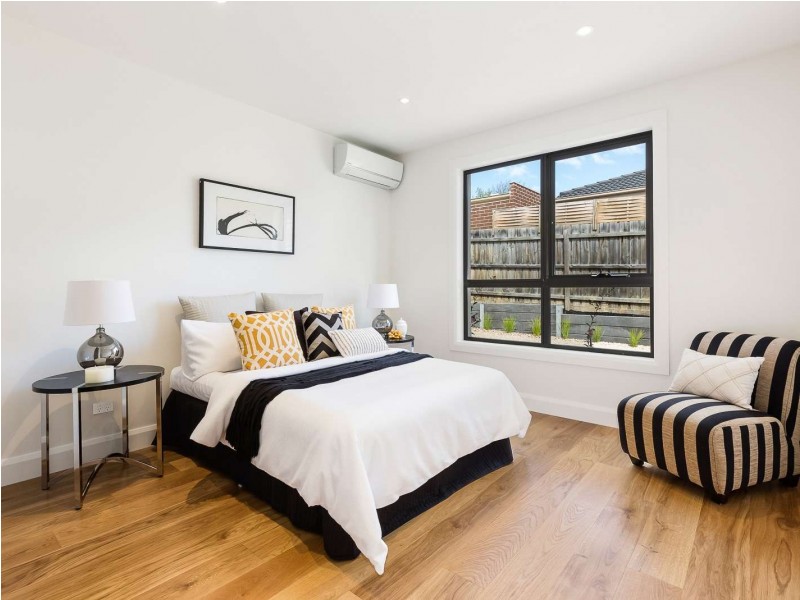 2/10 Donald Street, Blackburn South VIC 3130