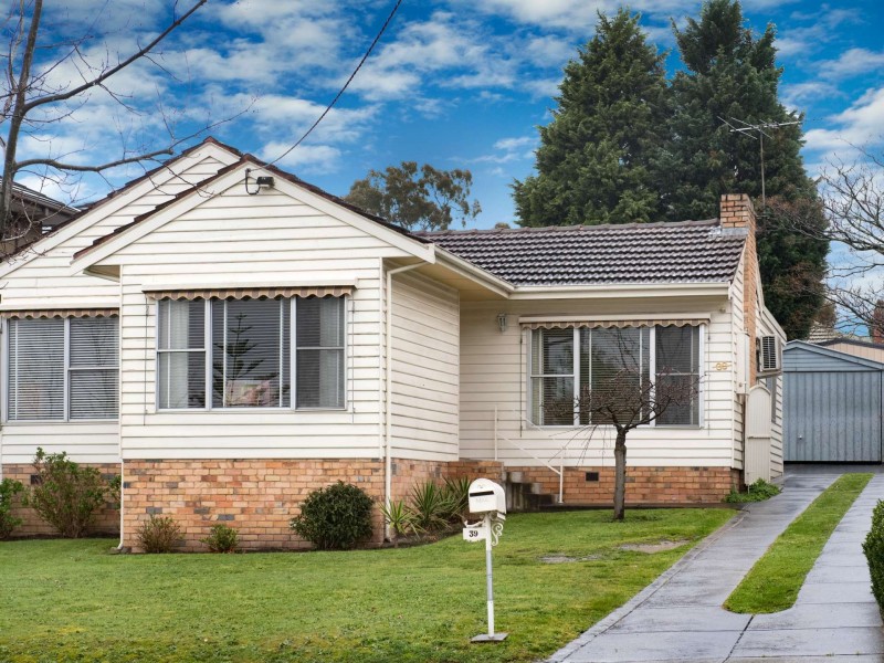 39 Springfield Road, Box Hill North VIC 3129