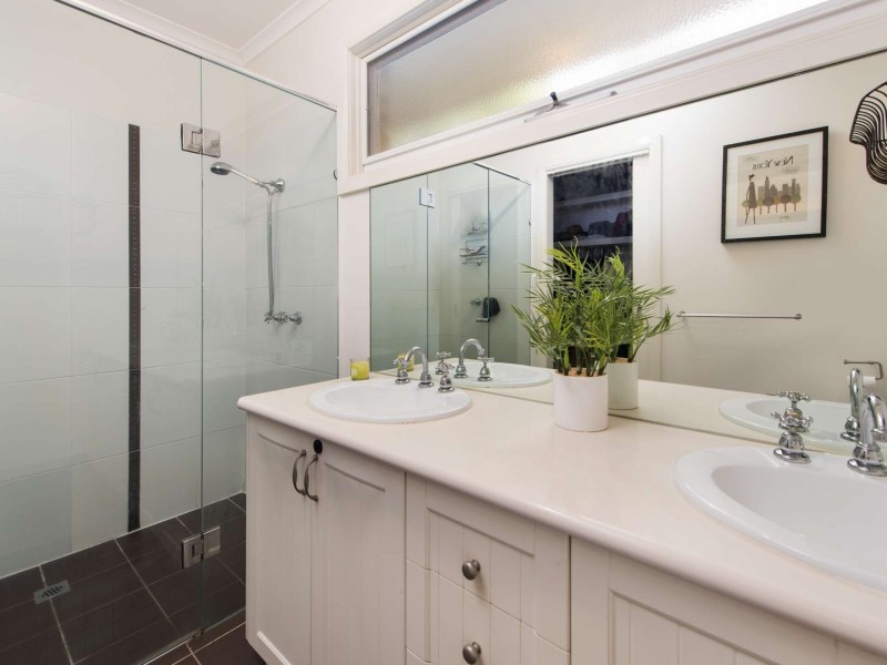 42 Bindy Street, Forest Hill VIC 3131