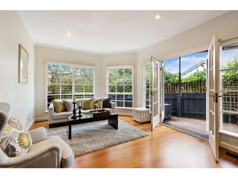 6 Leach Avenue, Box Hill North VIC 3129