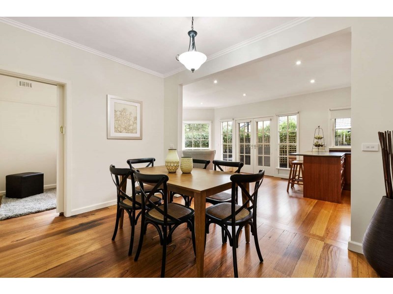 6 Leach Avenue, Box Hill North VIC 3129