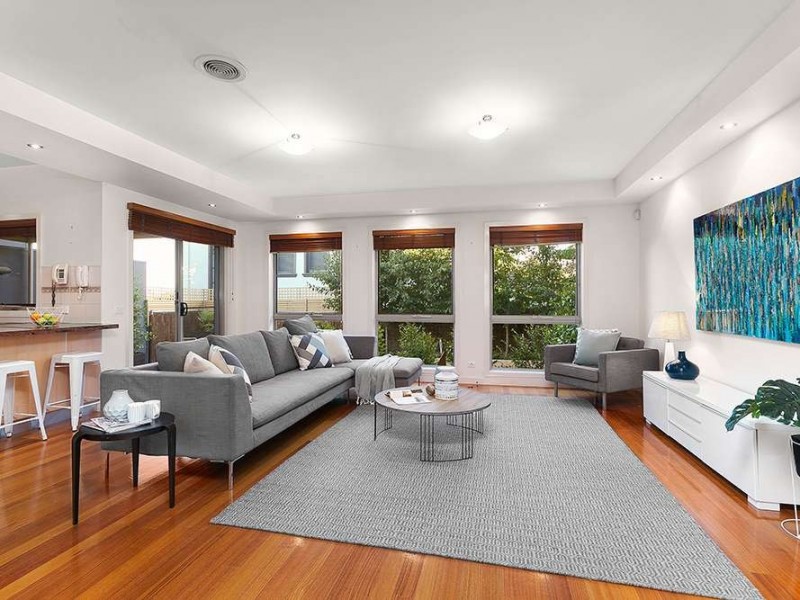2/60 Sweyn Street, Balwyn North VIC 3104