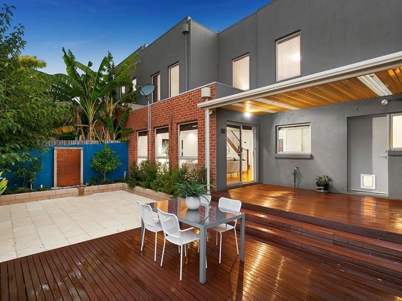 2/60 Sweyn Street, Balwyn North VIC 3104