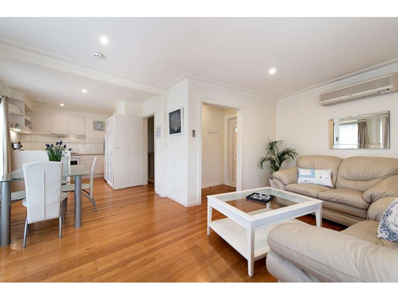 2/23 Clyde Street, Surrey Hills VIC 3127