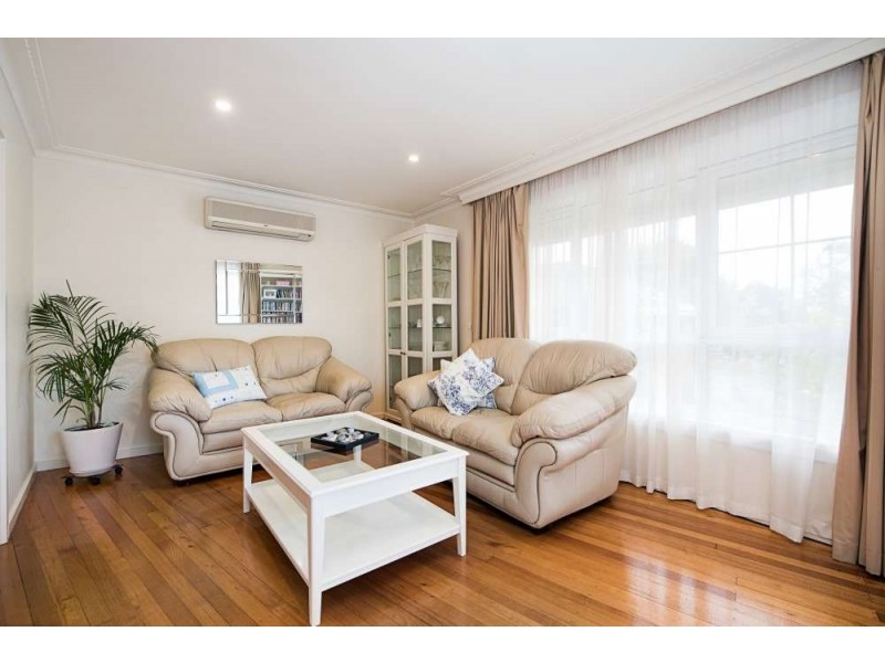 2/23 Clyde Street, Surrey Hills VIC 3127