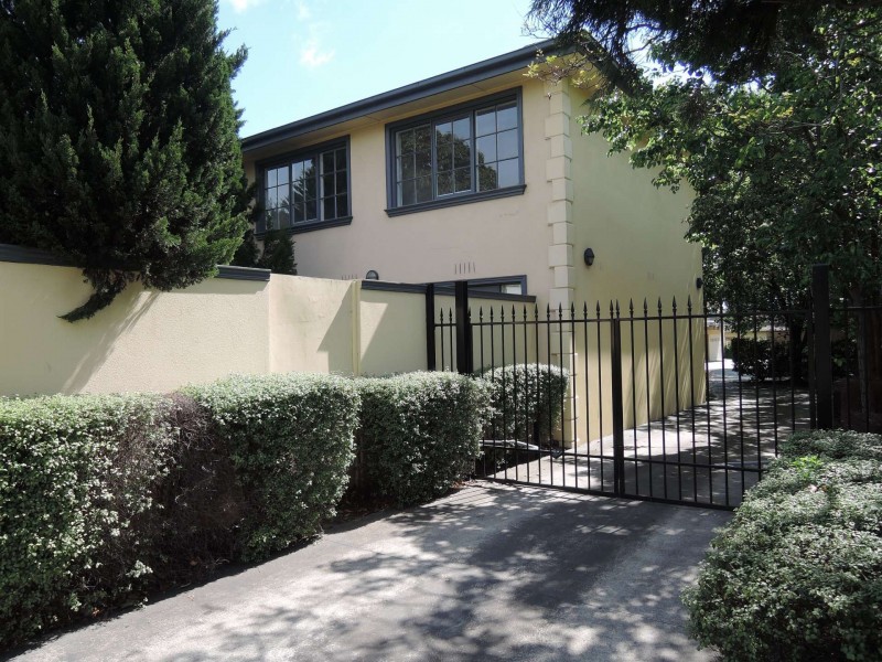 8/125 Kambrook Road, Caulfield VIC 3162