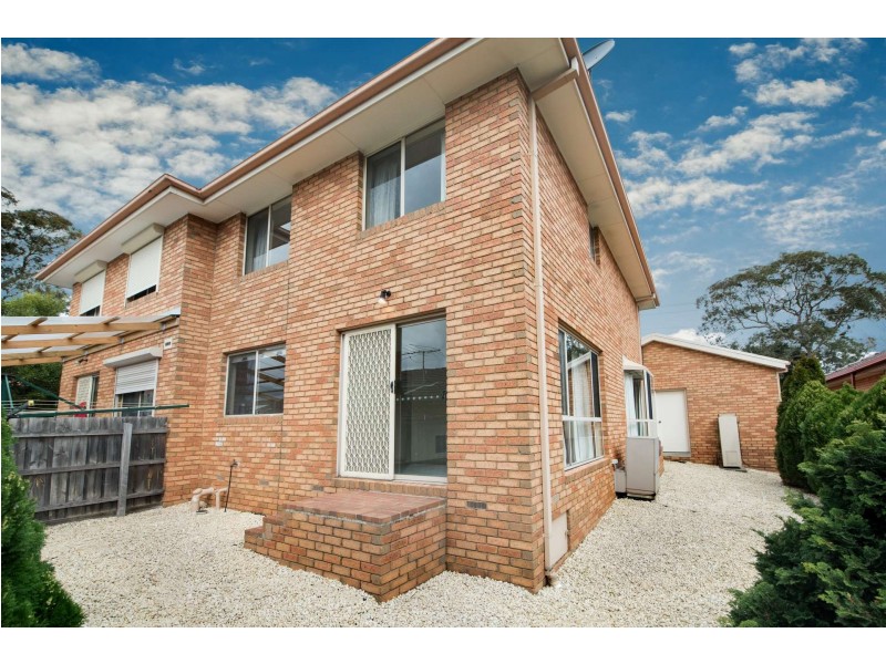 17 Springfield Road, Blackburn North VIC 3130