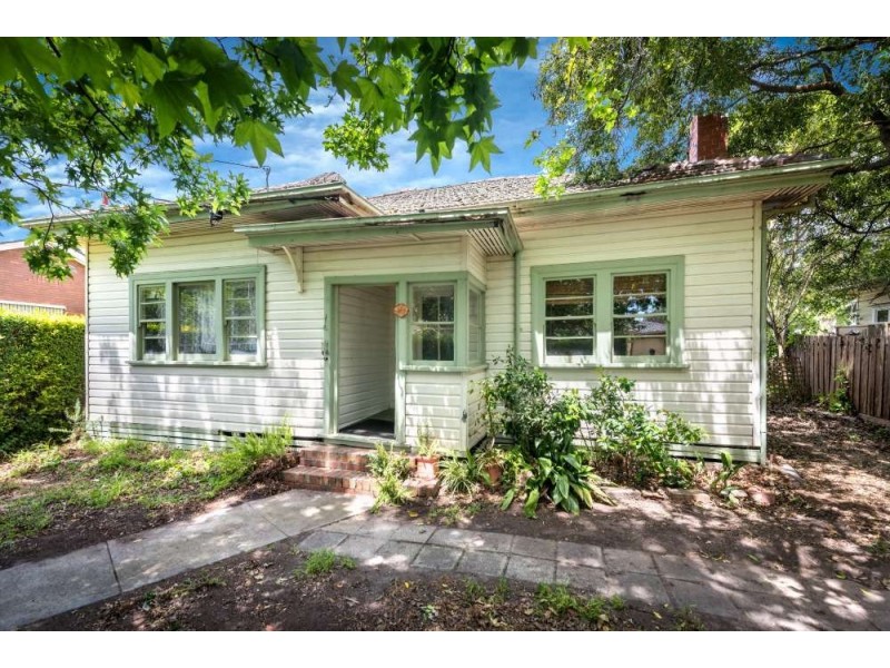 15 Kintore Crescent, Box Hill VIC 3128