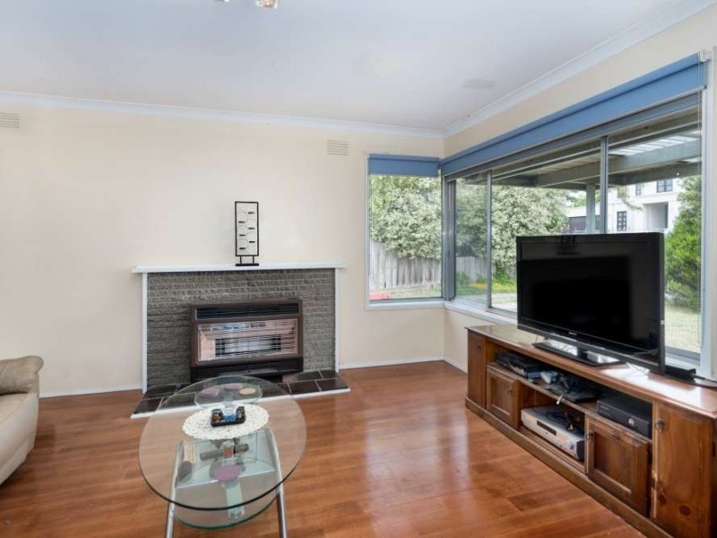 73 Therese Avenue, Mount Waverley VIC 3149