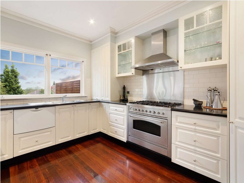 10 Cunningham Street, Box Hill VIC 3128