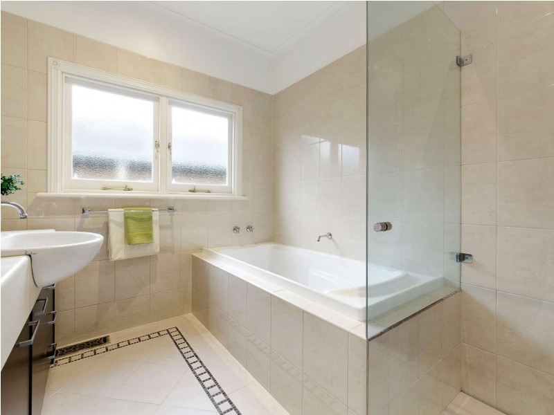 10 Cunningham Street, Box Hill VIC 3128