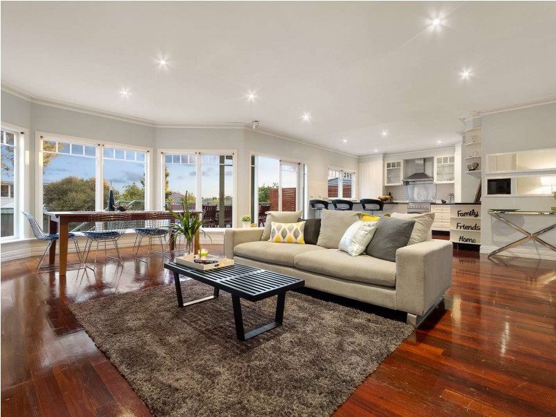 10 Cunningham Street, Box Hill VIC 3128