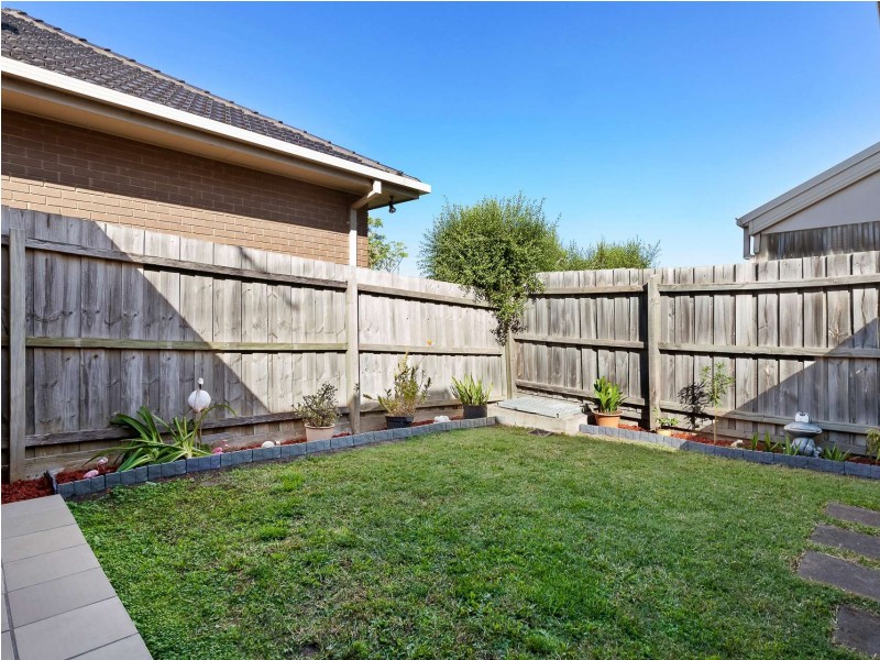 1/7 Newbigin Street, Burwood VIC 3125