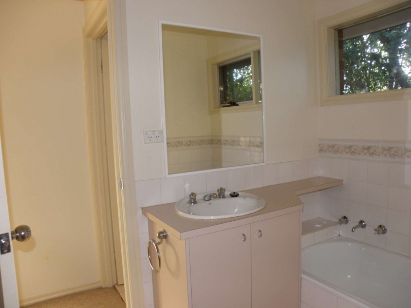 9 Skipton Street, Box Hill VIC 3128