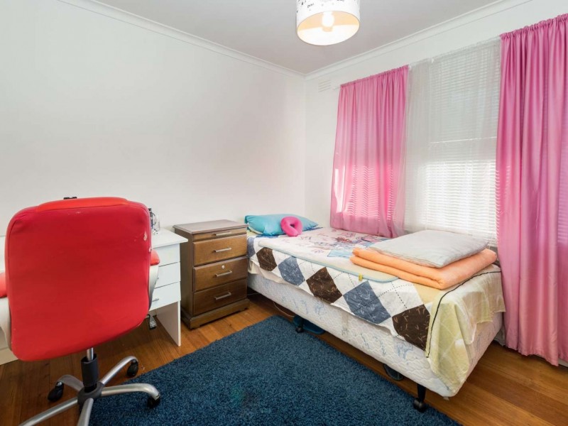 17 Bennett Avenue, Mount Waverley VIC 3149