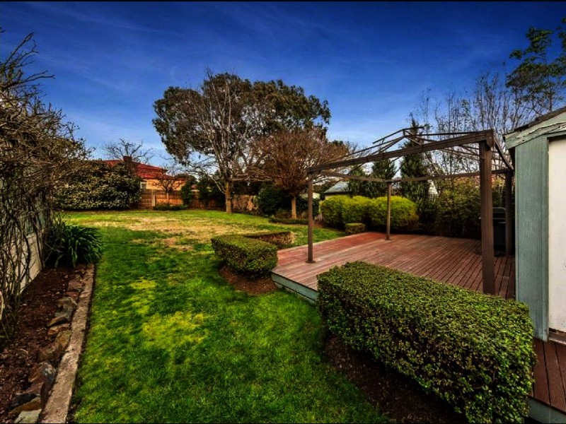 14 Olympiad Crescent, Box Hill North VIC 3129