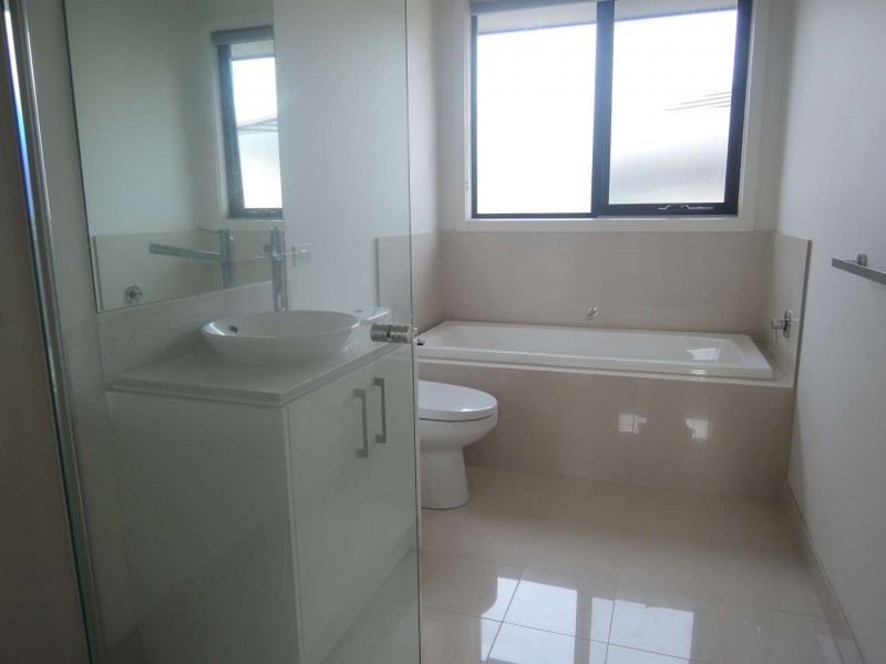 2 Stanley Grove, Blackburn VIC 3130
