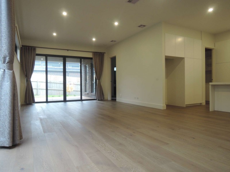 8A Clyde Street, Box Hill North VIC 3129