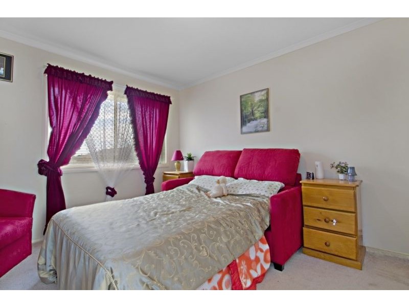 8 Mitchell Court, Berwick VIC 3806