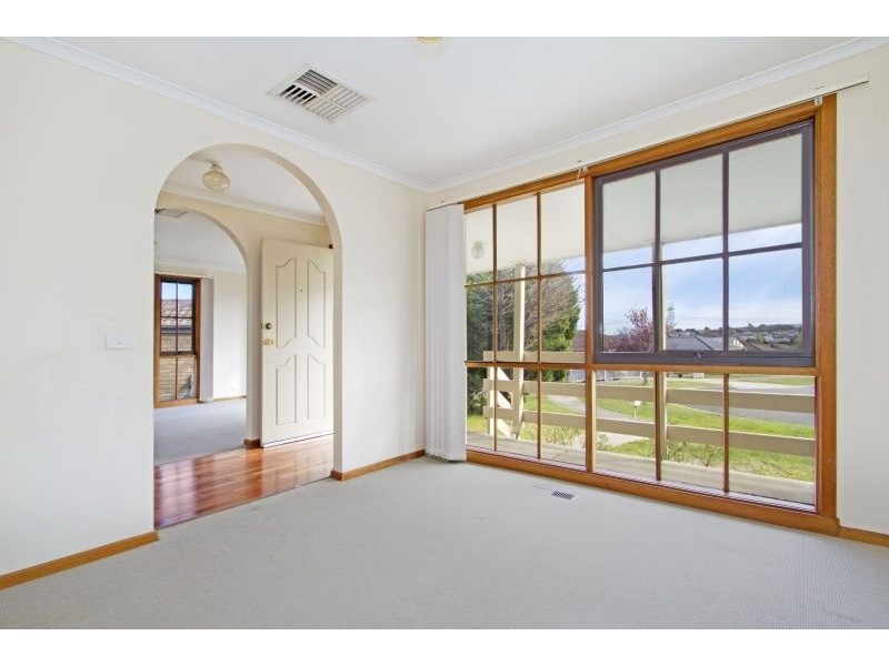 8 Shawnee Court, Narre Warren VIC 3805