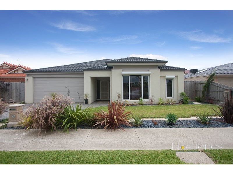 2 Brennan Court, Berwick VIC 3806