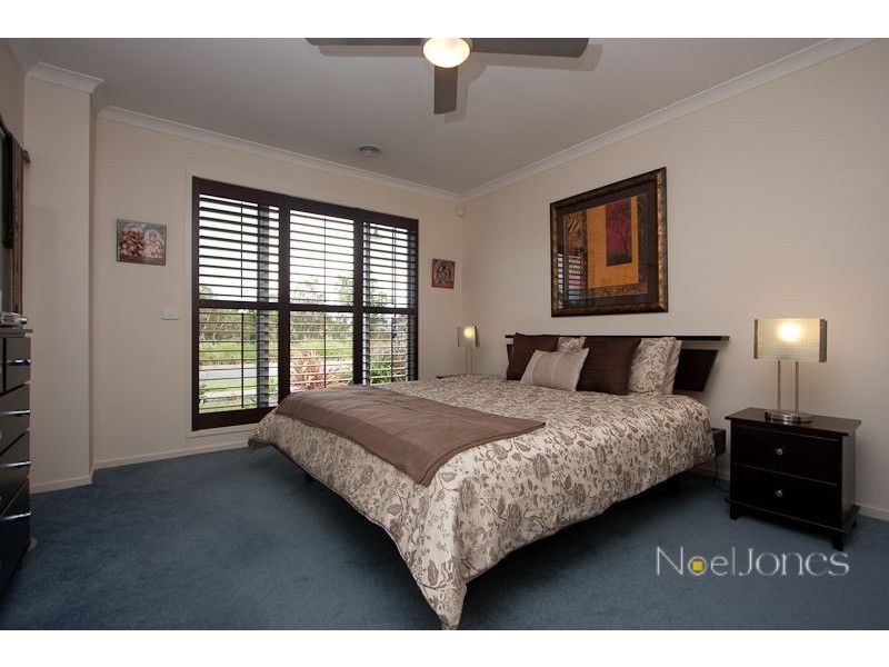 2 Brennan Court, Berwick VIC 3806