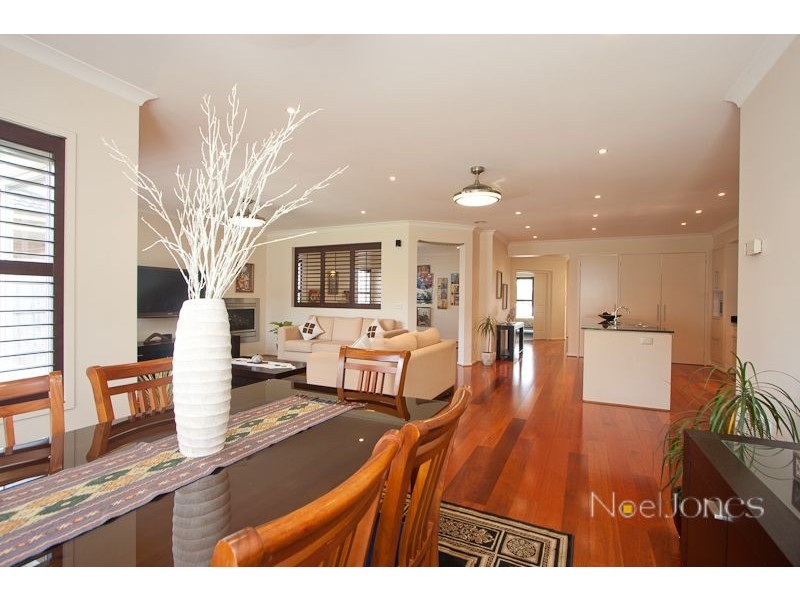 2 Brennan Court, Berwick VIC 3806