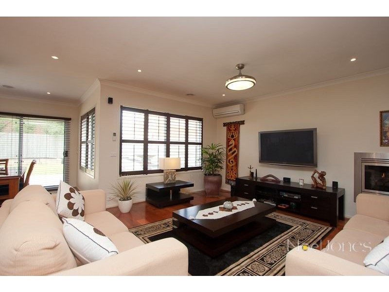 2 Brennan Court, Berwick VIC 3806