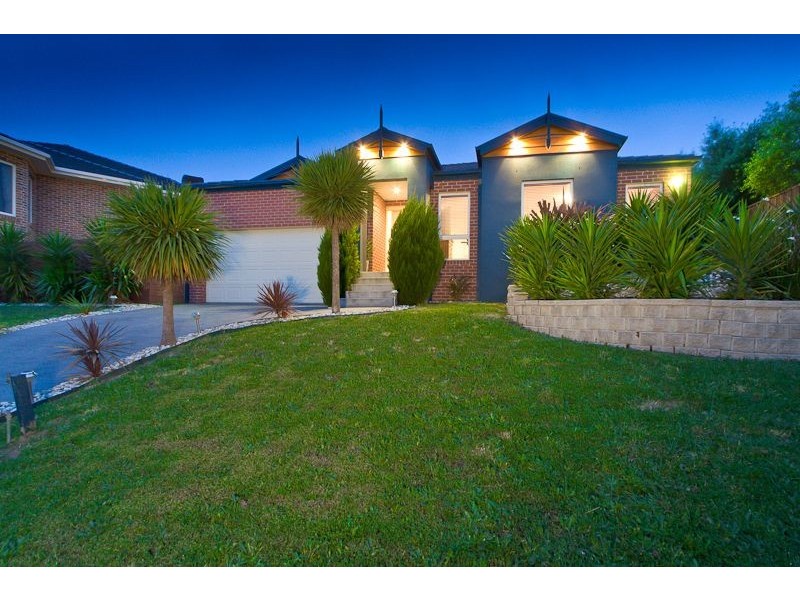 1 Glasshouse Court, Berwick VIC 3806