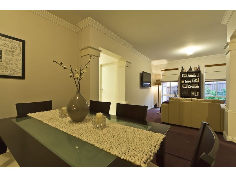 1 Glasshouse Court, Berwick VIC 3806