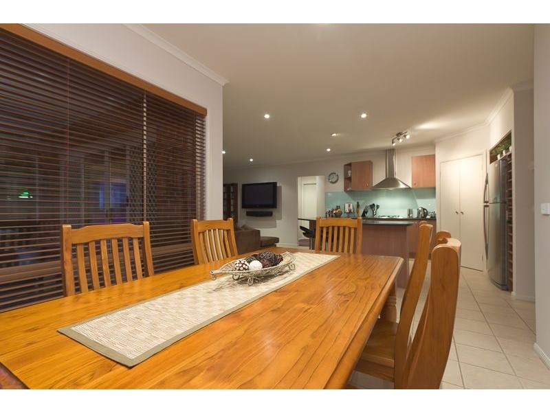 1 Glasshouse Court, Berwick VIC 3806