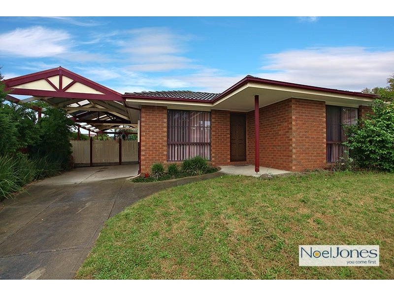 4 Stanton Close, Narre Warren South VIC 3805