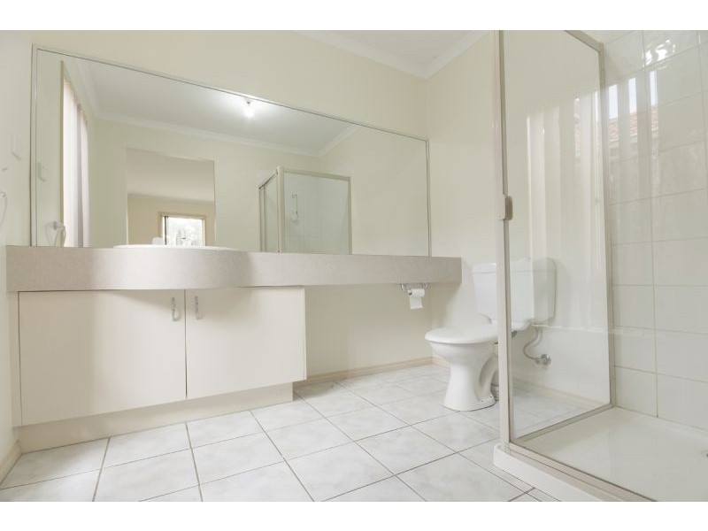 41 Ardblair Terrace, Narre Warren South VIC 3805