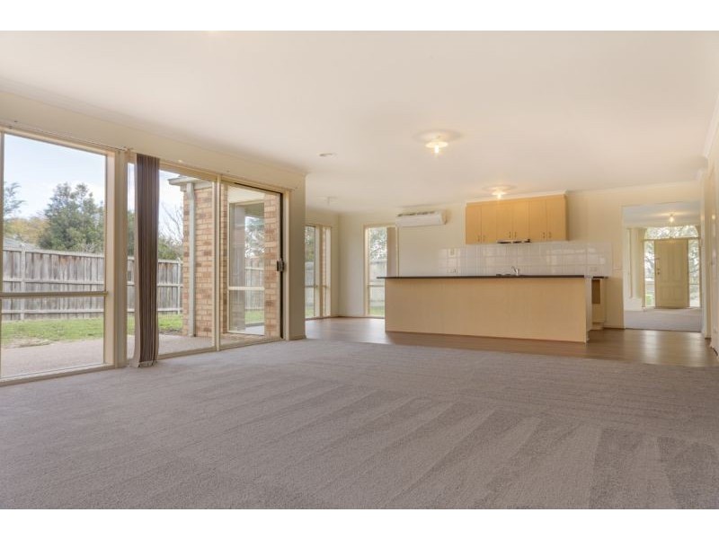 41 Ardblair Terrace, Narre Warren South VIC 3805