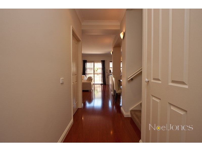 14/12 Grant Close, Berwick VIC 3806