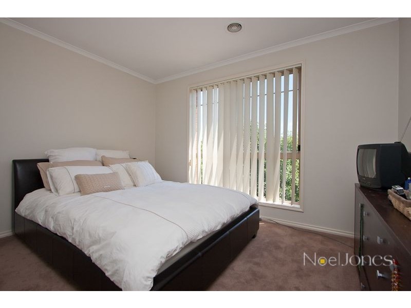 14/12 Grant Close, Berwick VIC 3806