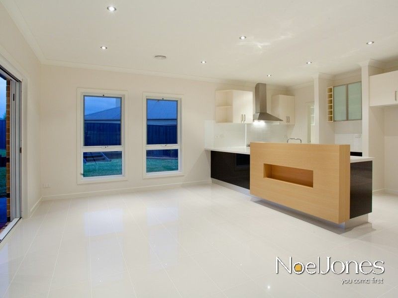 40 Piermont Drive, Berwick VIC 3806