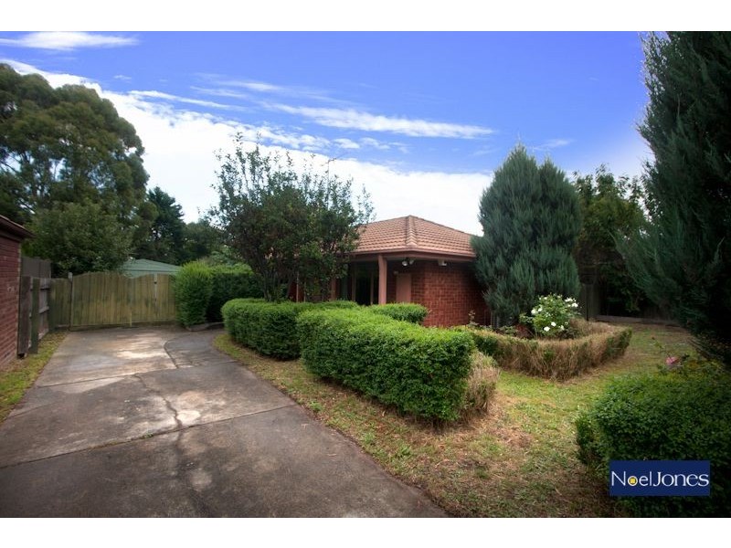 37 Coolabah Grove, Berwick VIC 3806