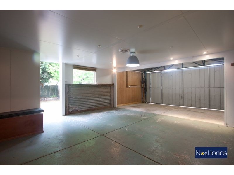 37 Coolabah Grove, Berwick VIC 3806