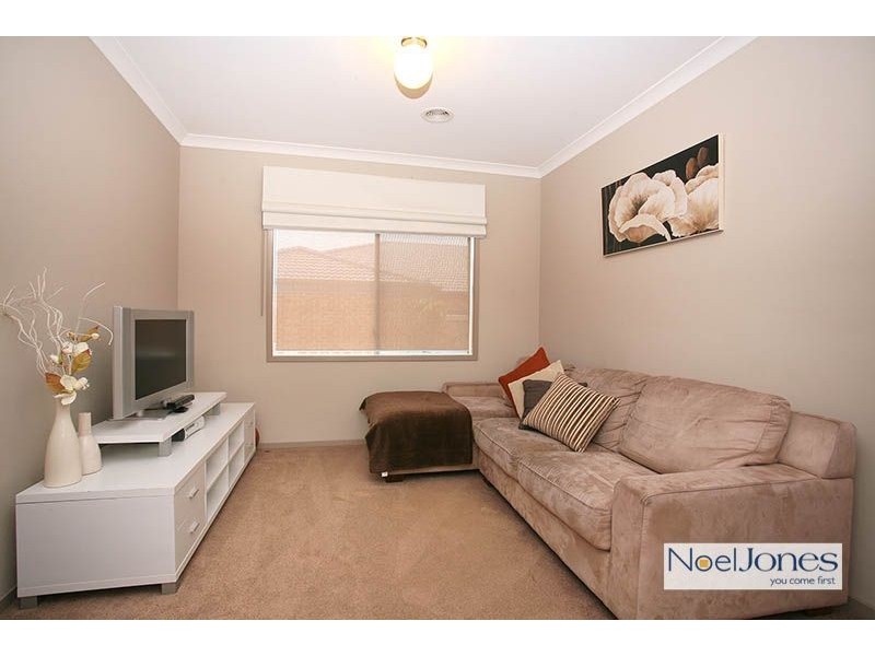 99 Marisa Crescent, Berwick VIC 3806