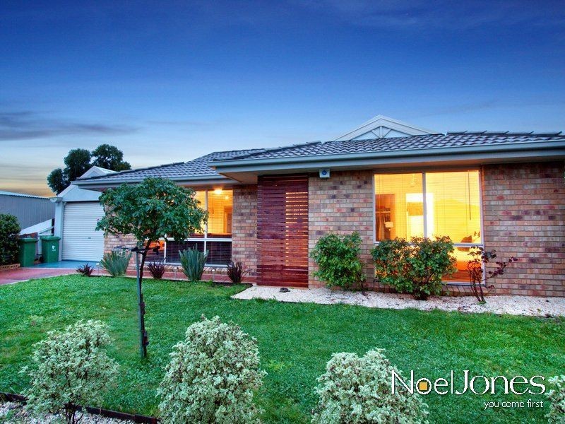 10 William Clarke Wynd, Narre Warren South VIC 3805
