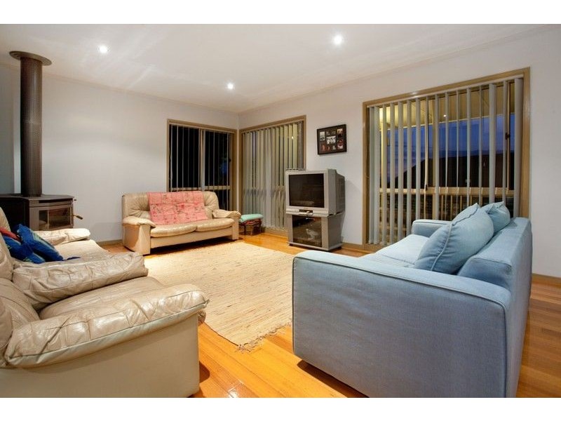 88 Avebury Drive, Berwick VIC 3806