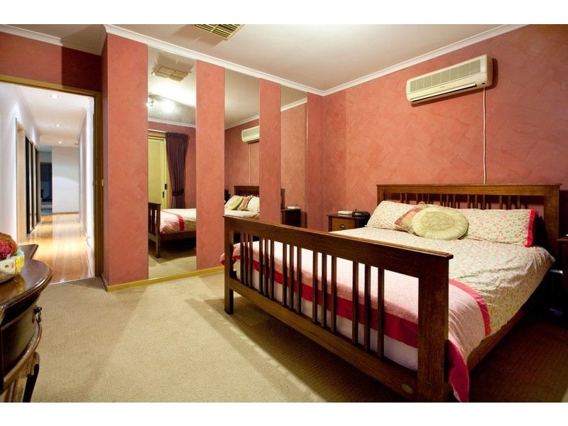 88 Avebury Drive, Berwick VIC 3806