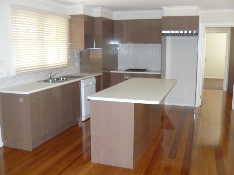 10 Ayr Court, Berwick VIC 3806