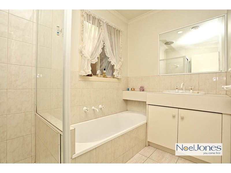 20 Jerilderie Drive, Berwick VIC 3806