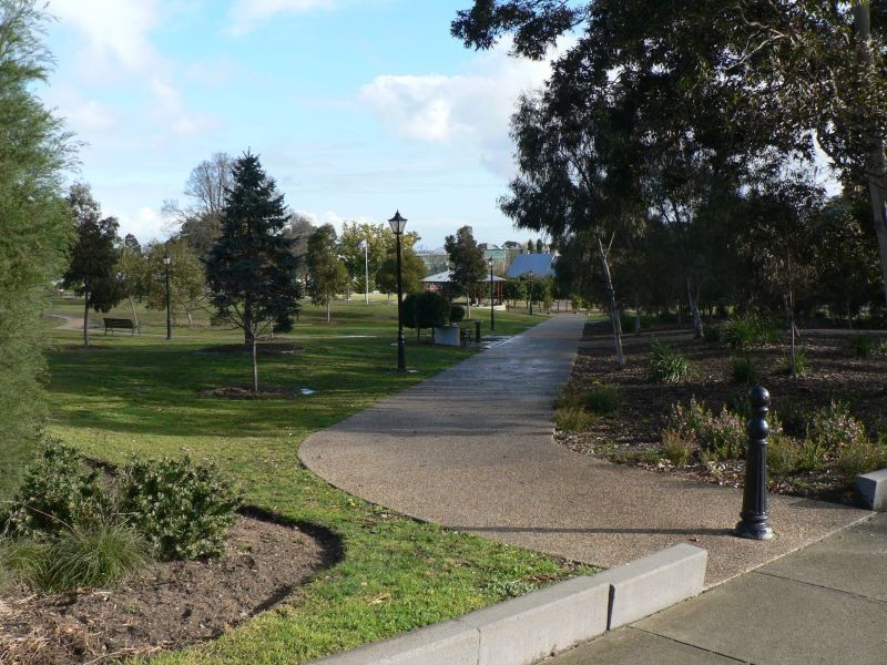 Unit 1  12 Brisbane Street, Berwick VIC 3806