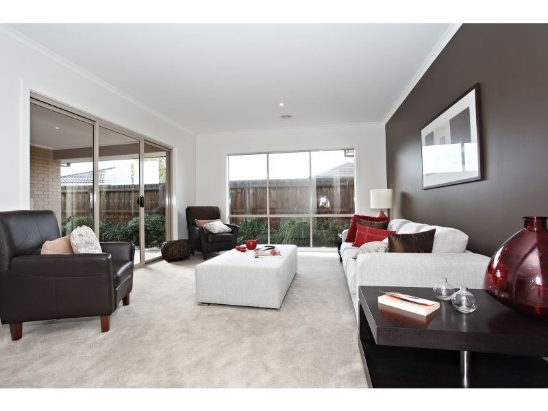 5 Parry Drive, Narre Warren VIC 3805