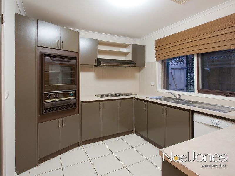 4 Adele Court, Narre Warren VIC 3805