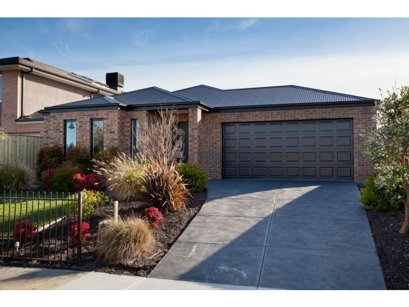 3 Parry Drive, Narre Warren VIC 3805